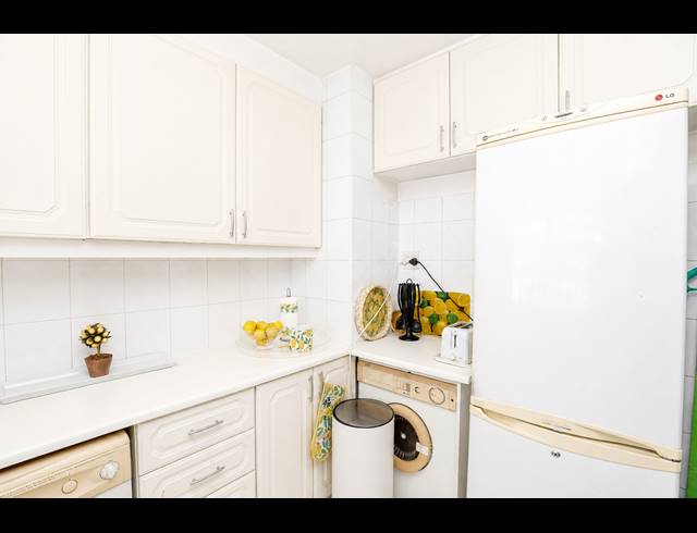 2 BEDROOM APARTMENT FOR SALE IN MORNINGSIDE